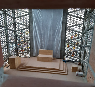 Altarraum im Umbau